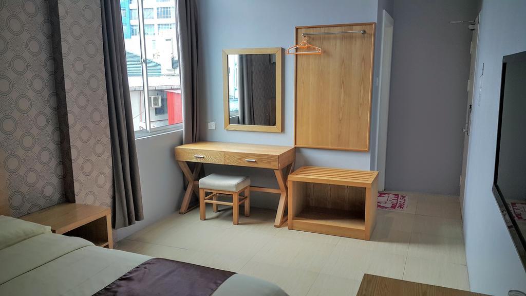 Residence 21 Boutique Inn Miri Buitenkant foto