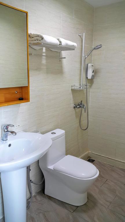 Residence 21 Boutique Inn Miri Buitenkant foto
